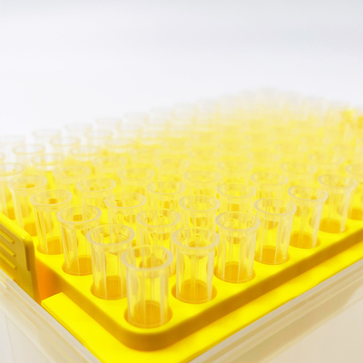 La pipeta universal de la UL 300 inclina el laboratorio de los paquetes 4800pcs que los Pp disponibles miden con una pipeta extremidades